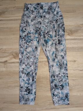 Lululemon Align legging in Kaleidofloral Multi 6